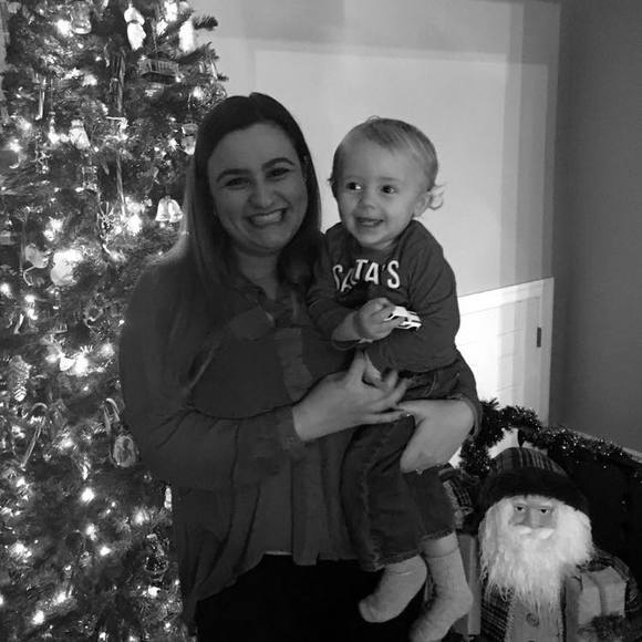 Meet your Posher, Vivian - Picture 1 of 1